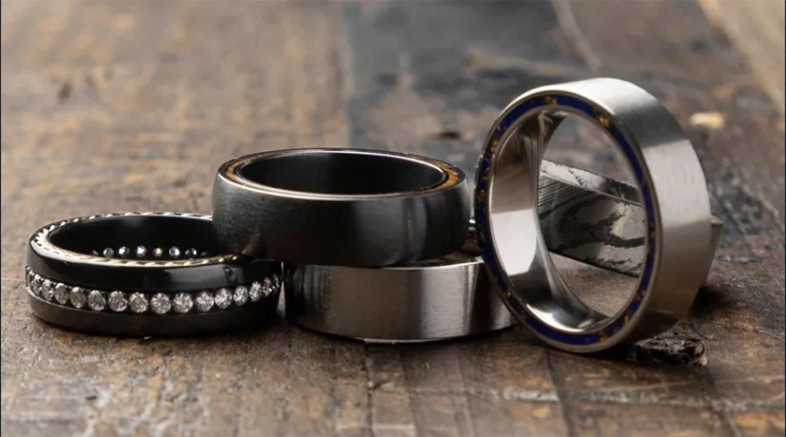Custom mens wedding rings