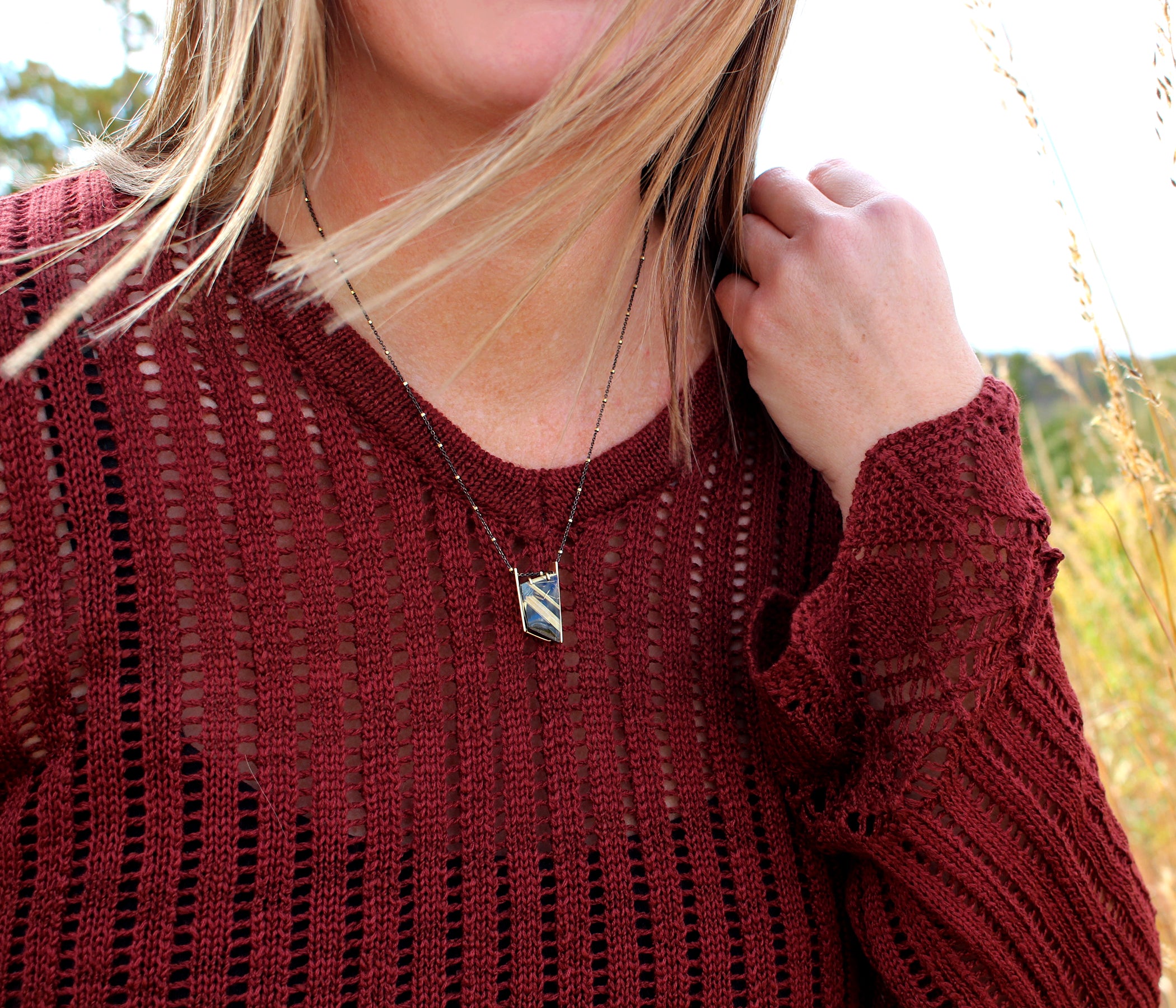 Double Bar Rutilated Quartz Onyx Gold Necklace