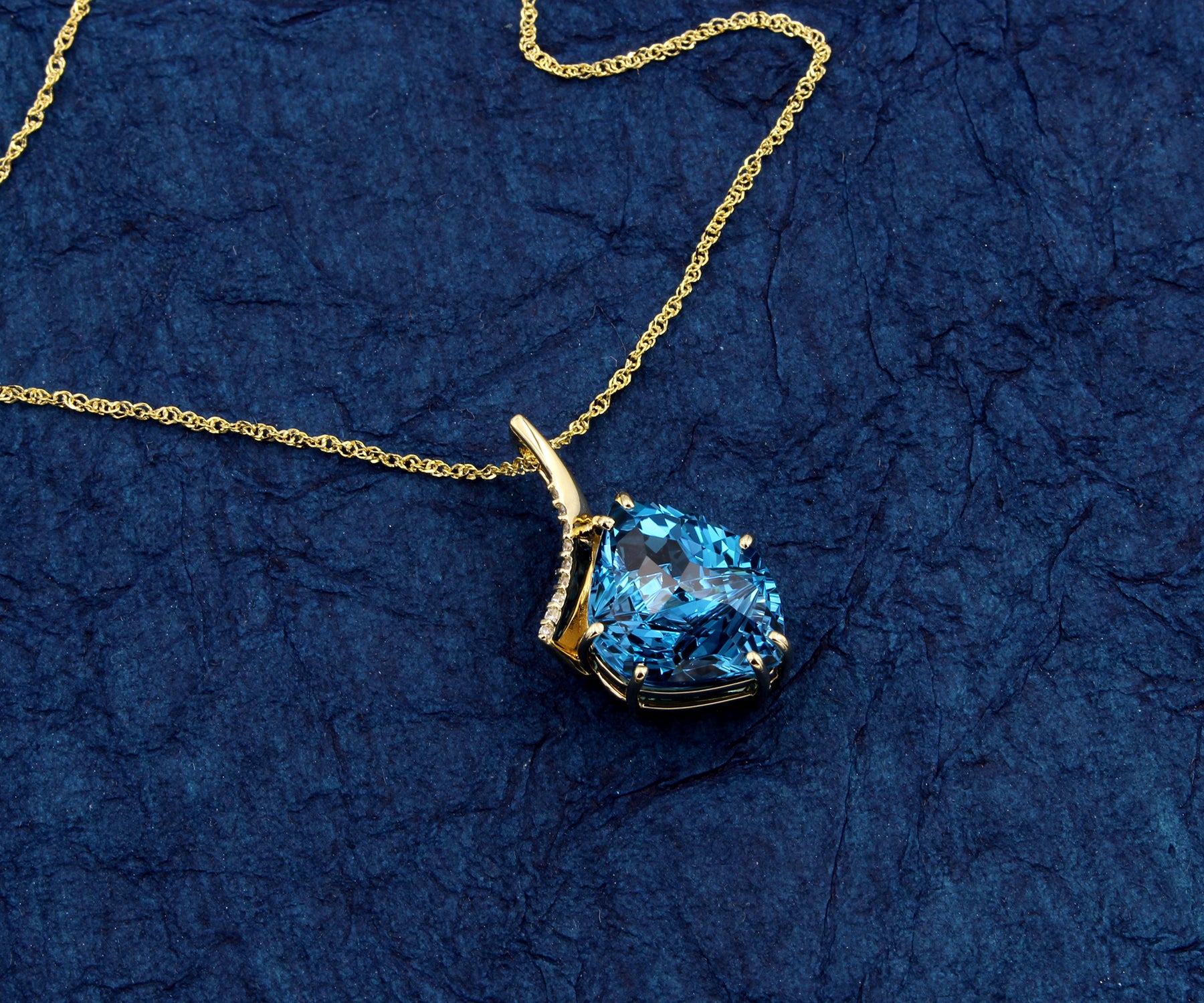Freeform Offset London Blue Topaz Diamond Gold Necklace