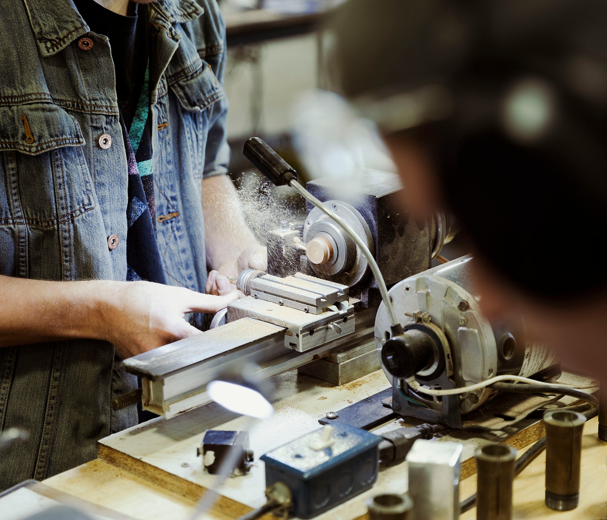 Anillo de tungsteno para hombre con ranuras