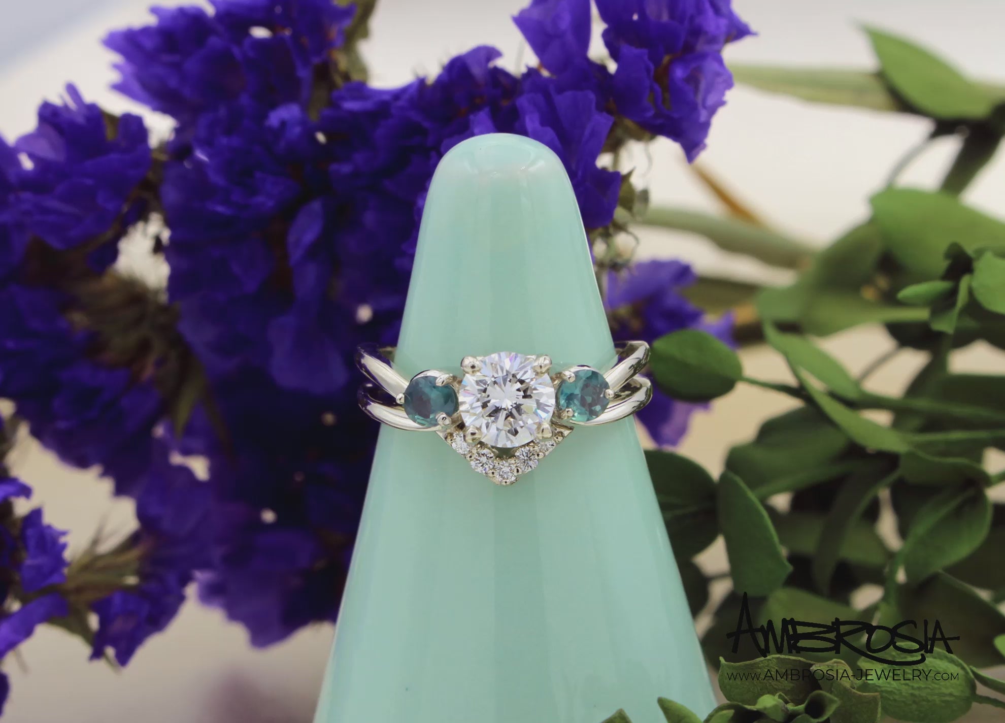 Interlocking Diamond Alexandrite Engagement Wedding Ring