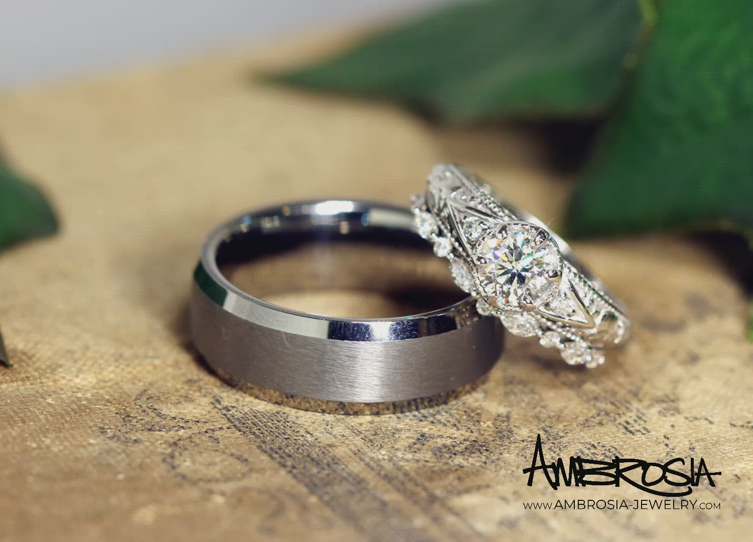 Vintage Floral Filigree Engraved Wedding Ring Set