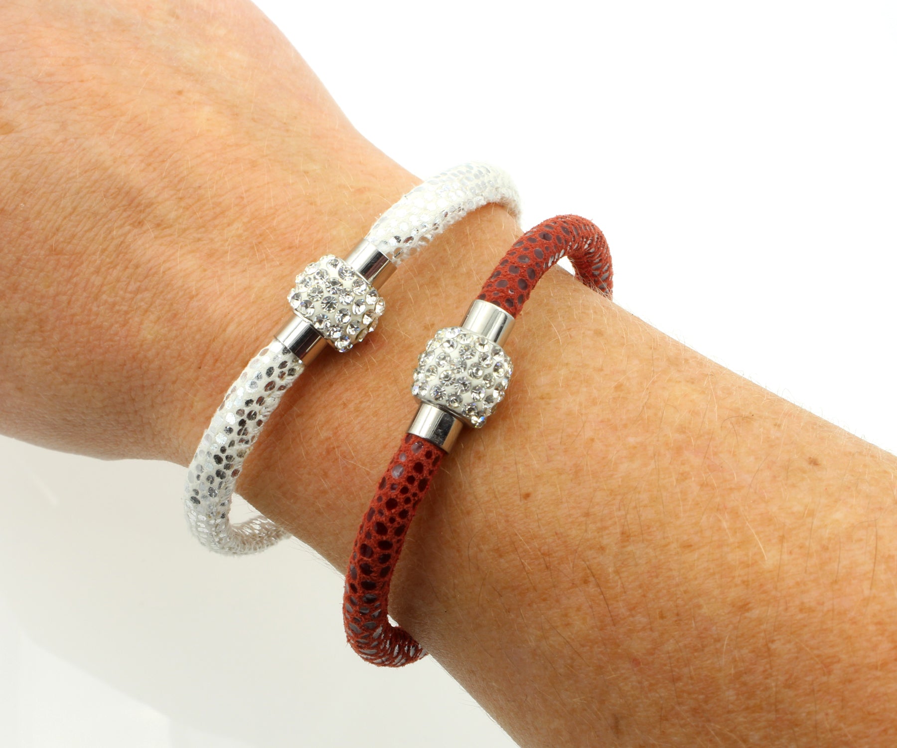 Sparkling Red Leather Single Bracelet