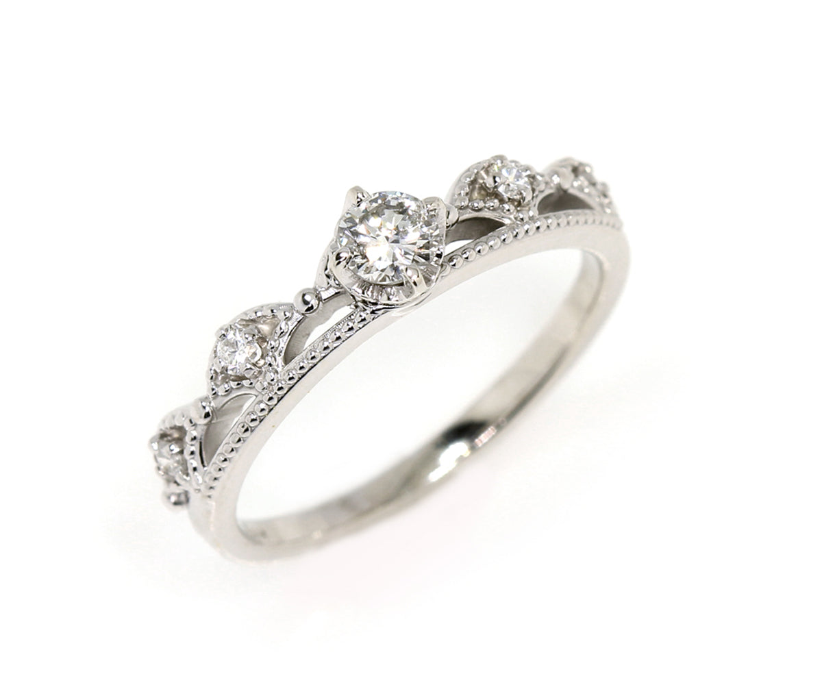 Dainty Vintage Crown Diamond Ring