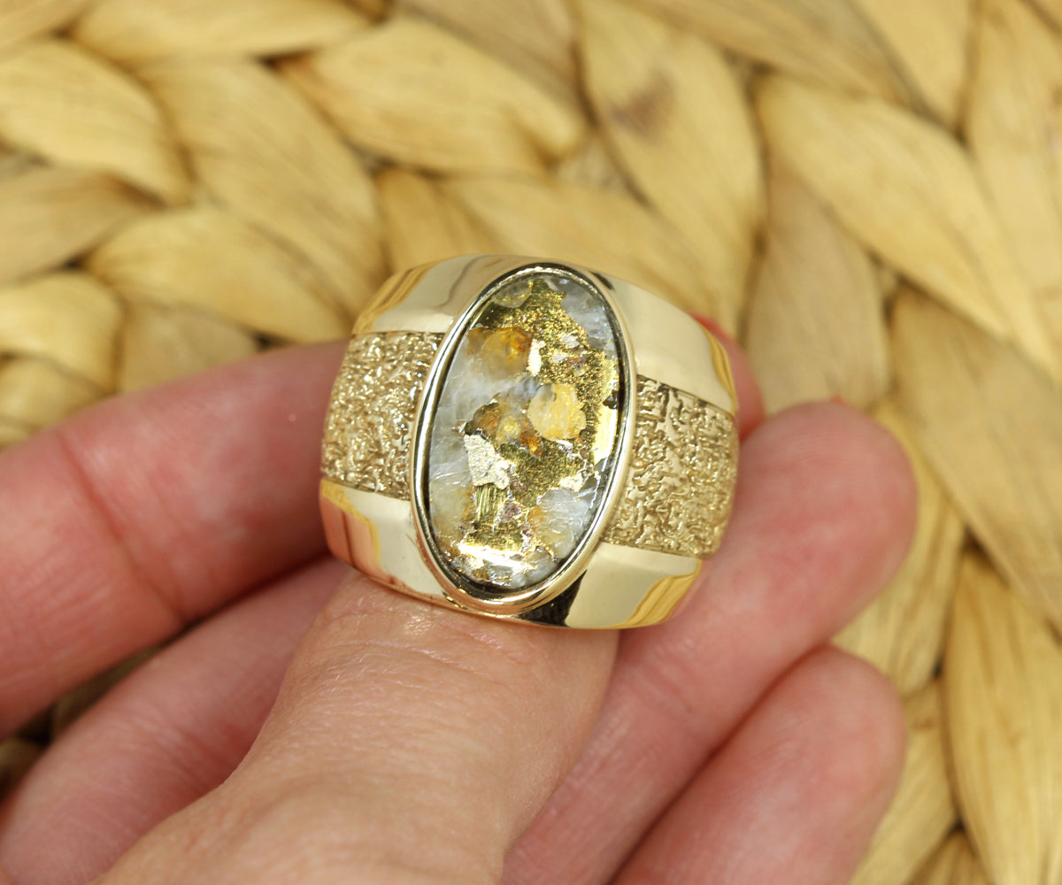 Gold Quartz Nugget Gents Ring
