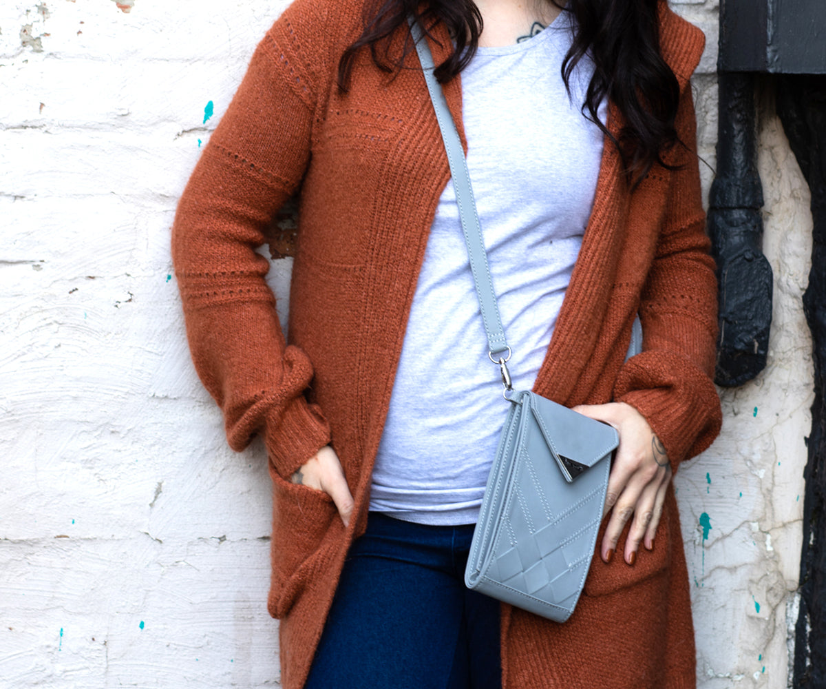 Bolso bandolera de piel auténtica entrecruzado Galloper gris