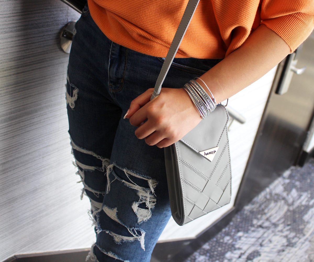 Bolso bandolera de piel auténtica entrecruzado Galloper gris