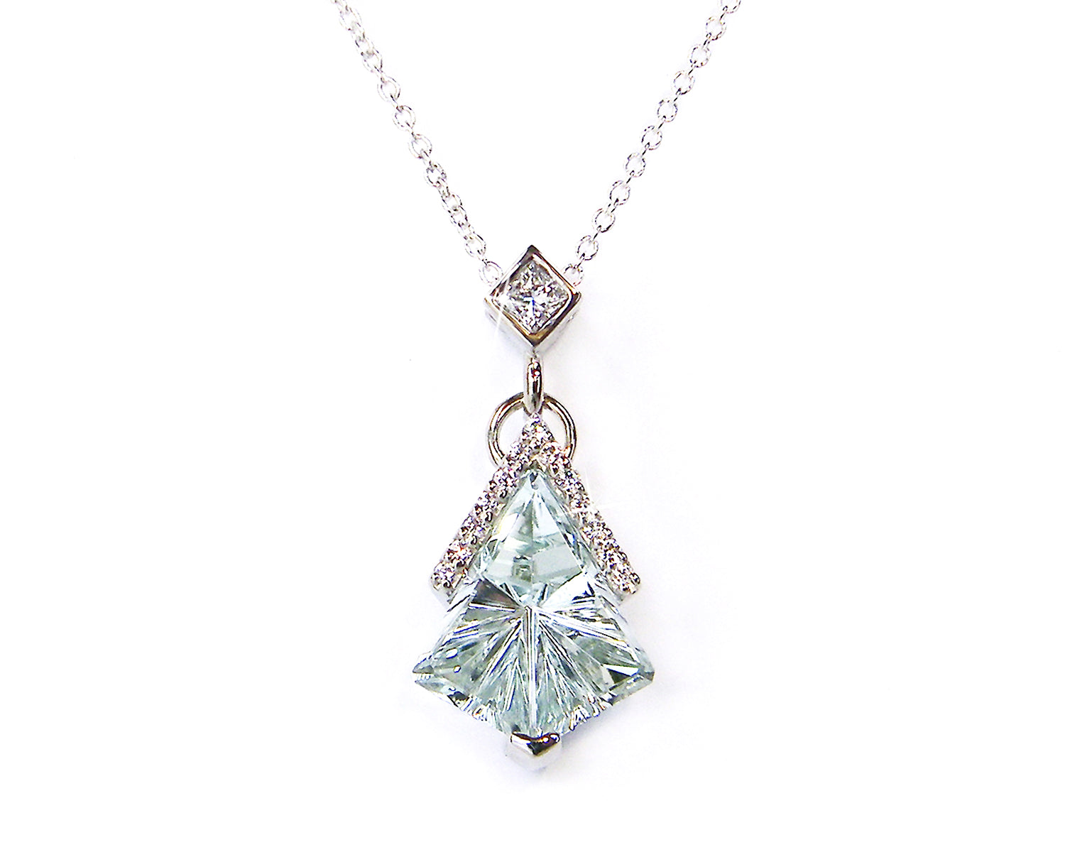 Kite-shaped Aquamarine and Diamond Necklace