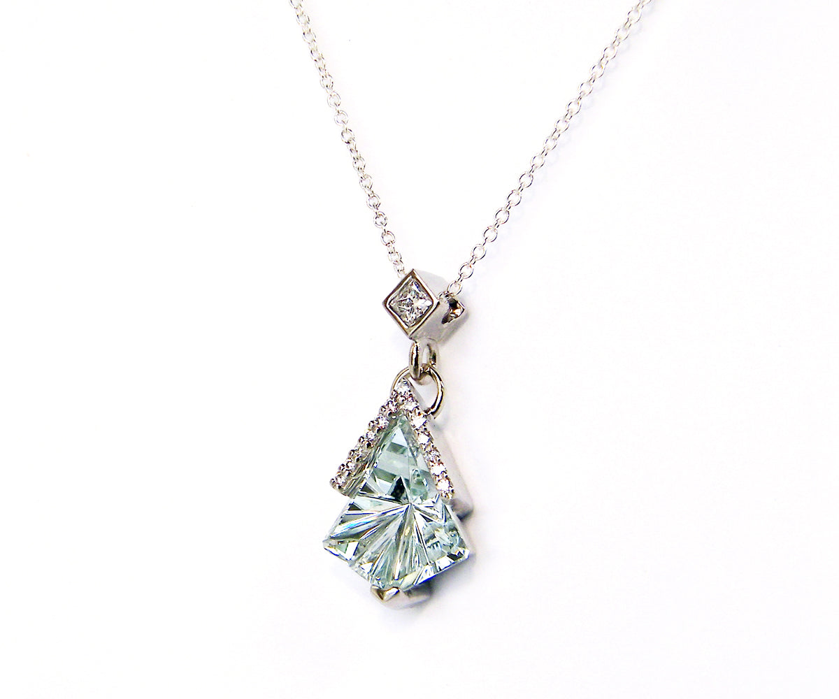 Kite-shaped Aquamarine and Diamond Necklace