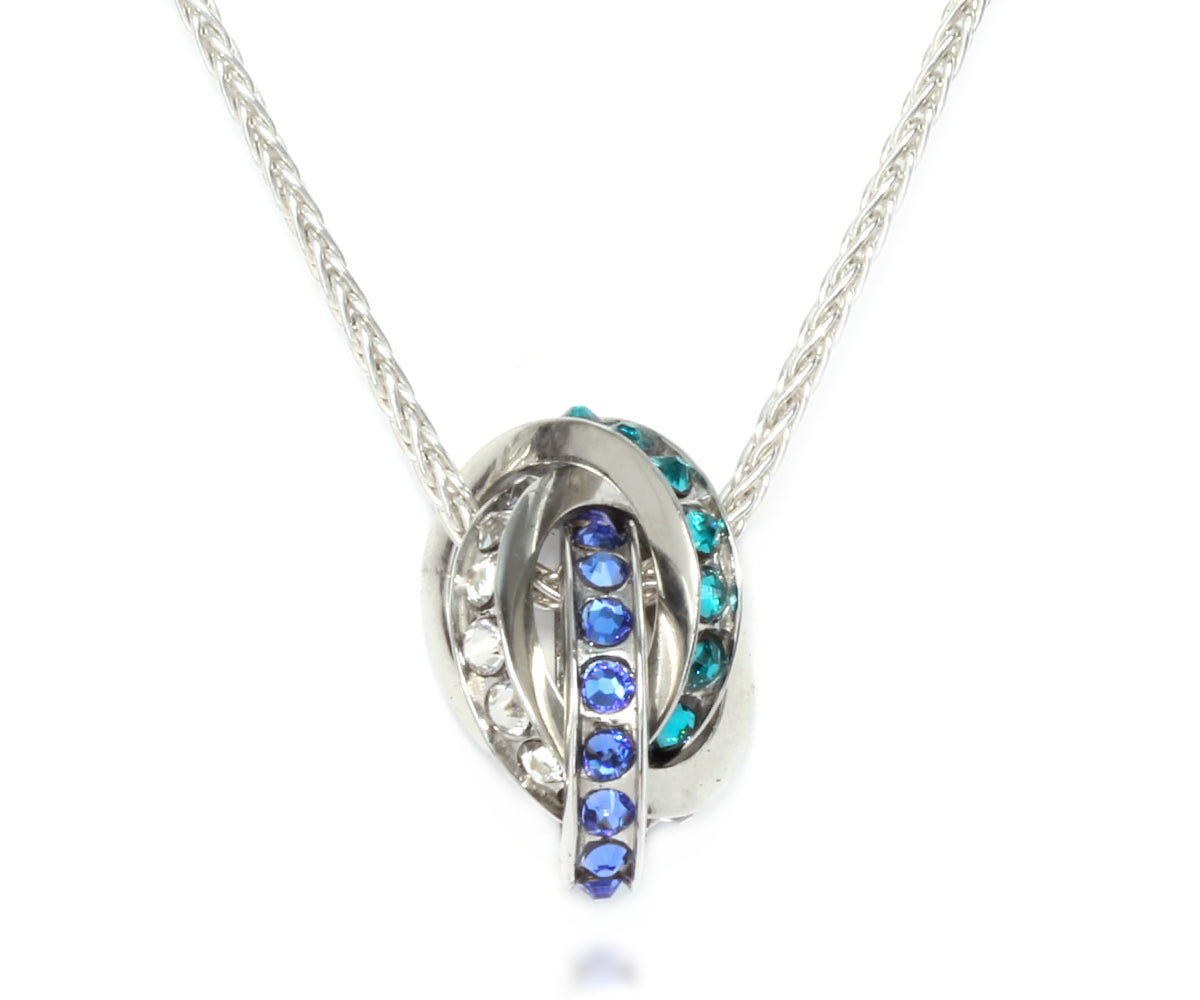 Collar de plata entrelazado con 3 piedras natales para madre
