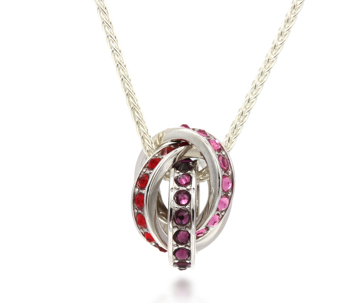 Collar de plata entrelazado con 3 piedras natales para madre