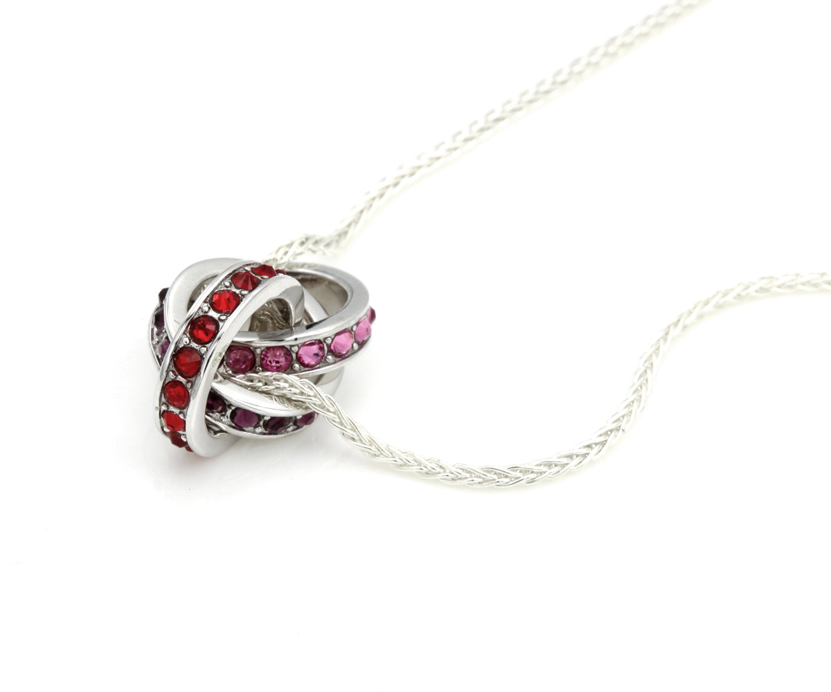 Collar de plata entrelazado con 3 piedras natales para madre