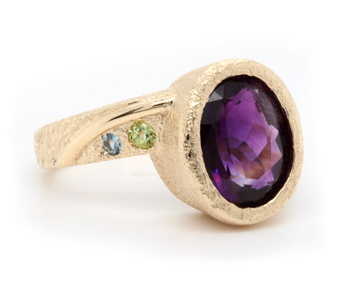 Hammered Bezel Amethyst Gold Ring