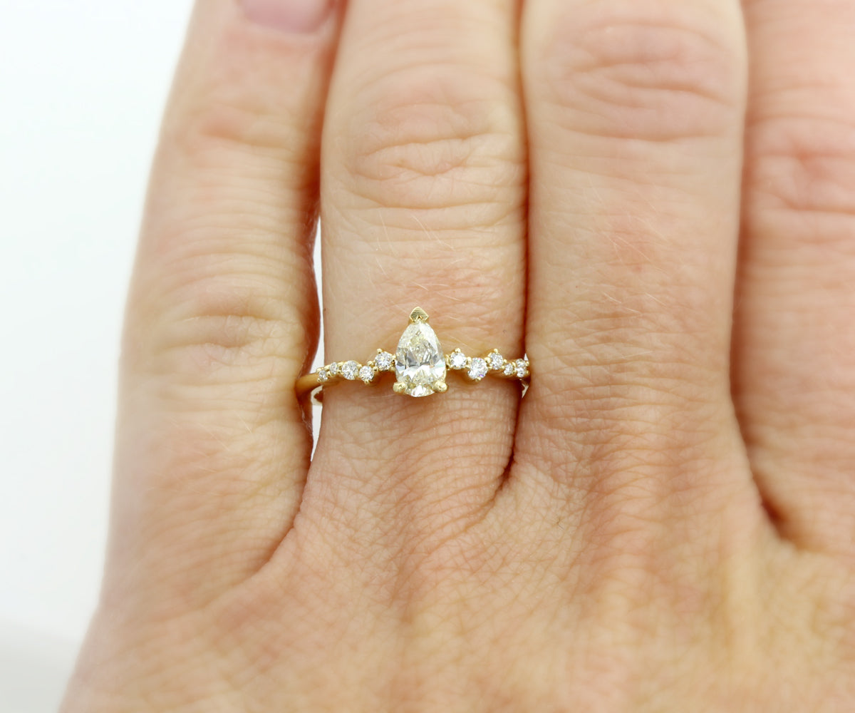 Pear Diamond Staggered Yellow Gold Ring