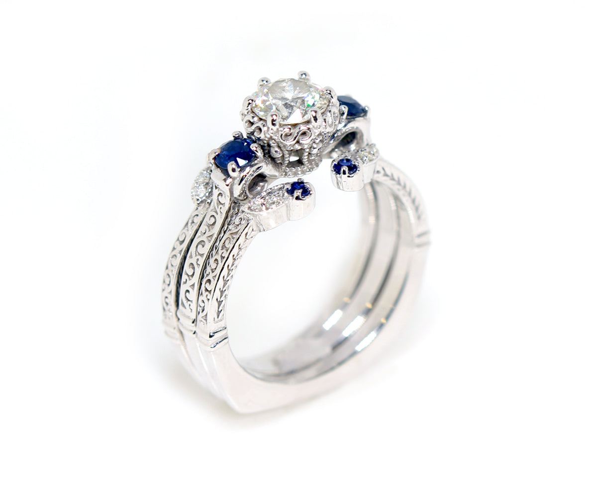 Floral Halo Vintage Leaf Designed Wedding Ring Set