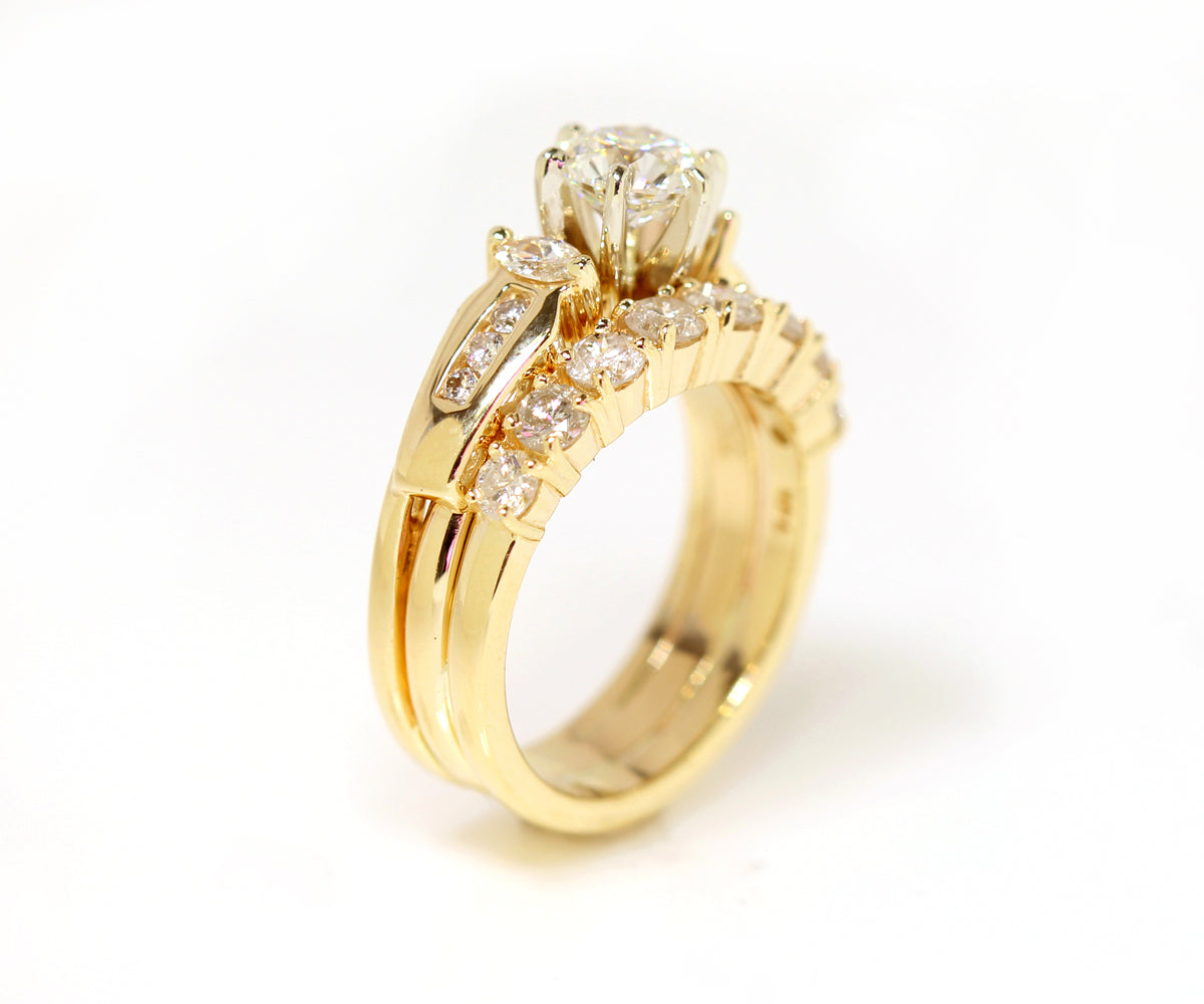 Custom Diamond Gold Wedding Band