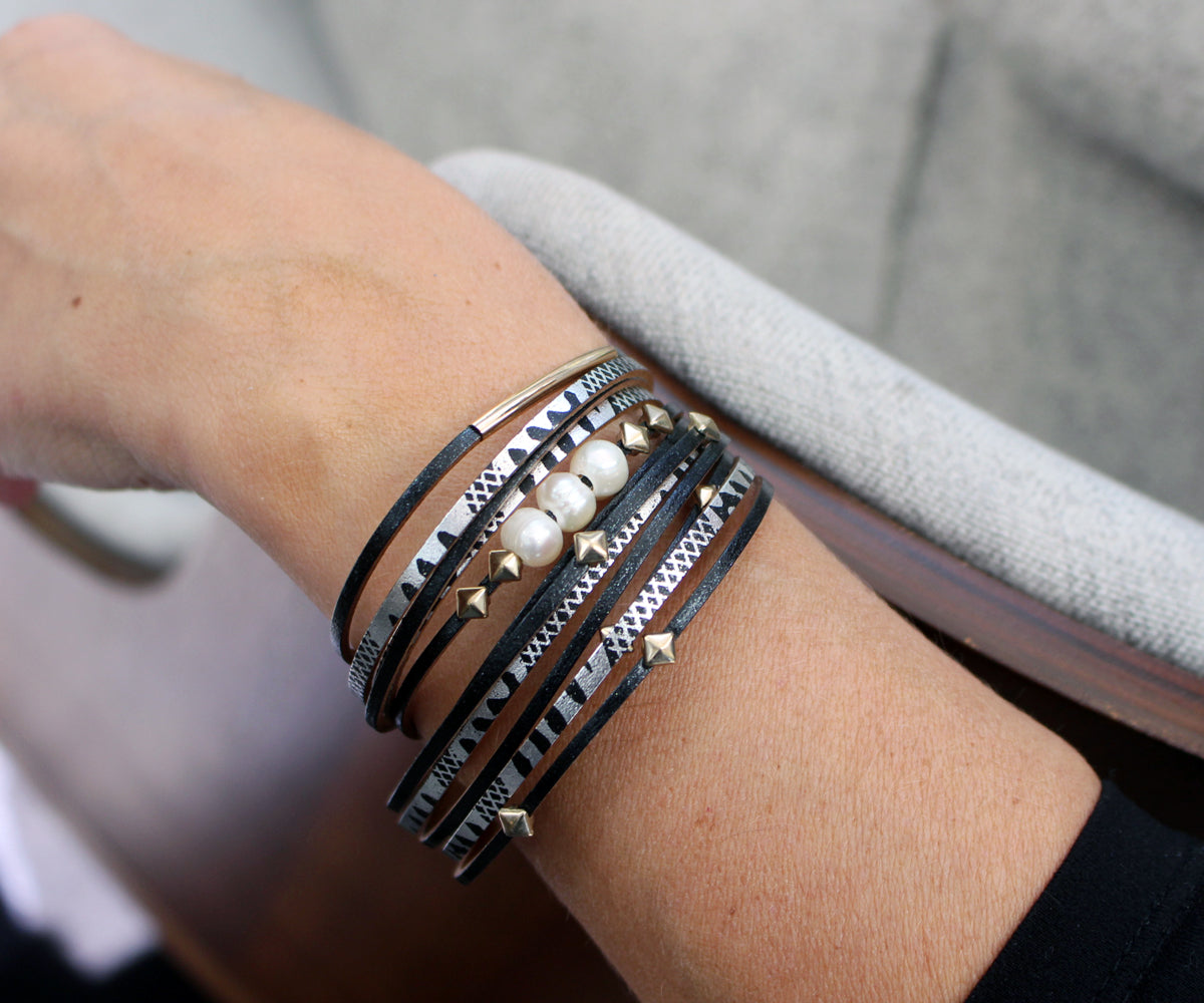 Geometric Black Double Wrap Gold Pearl Bracelet