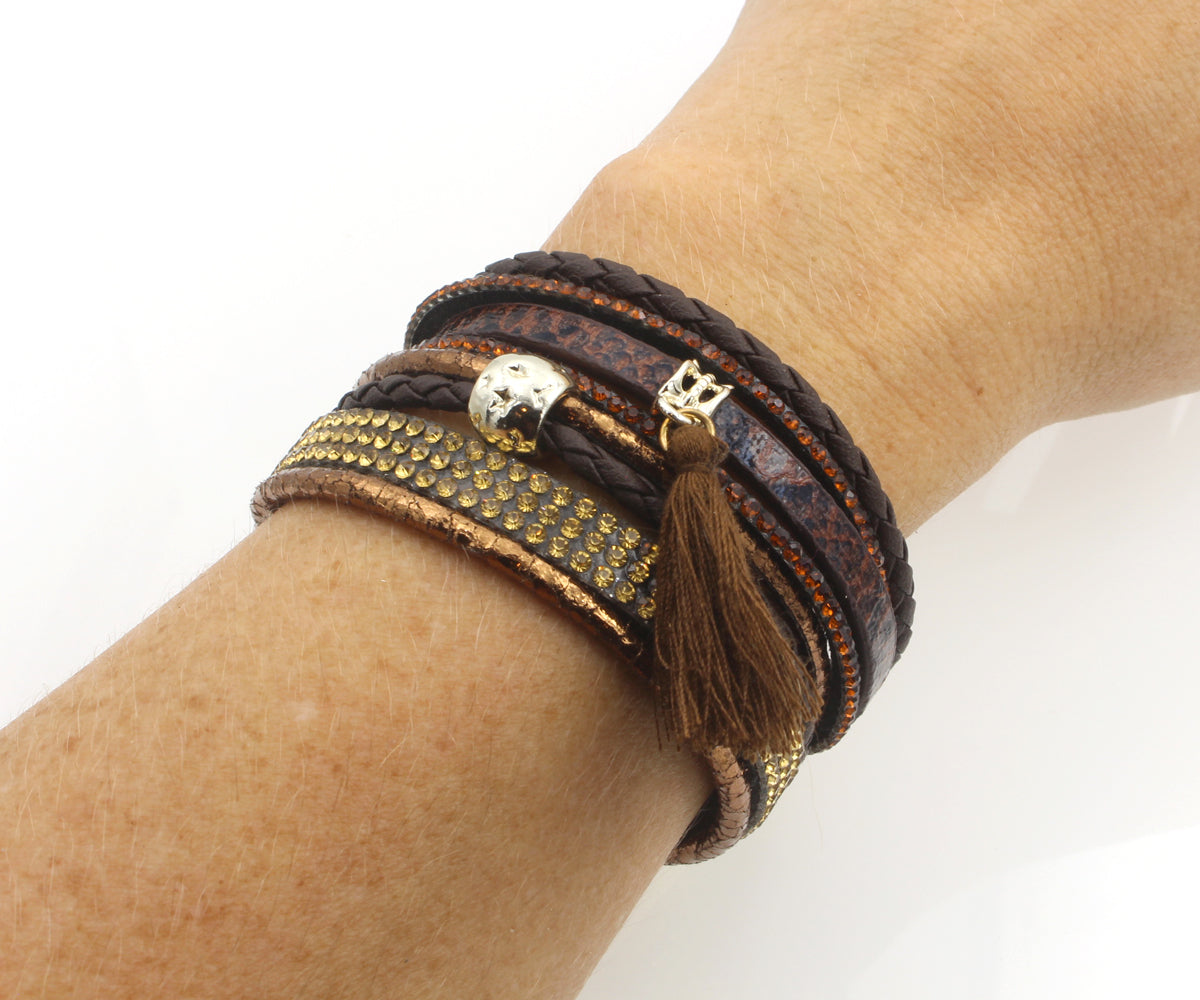 Pulsera de cuero marrón con borlas de diamantes de imitación