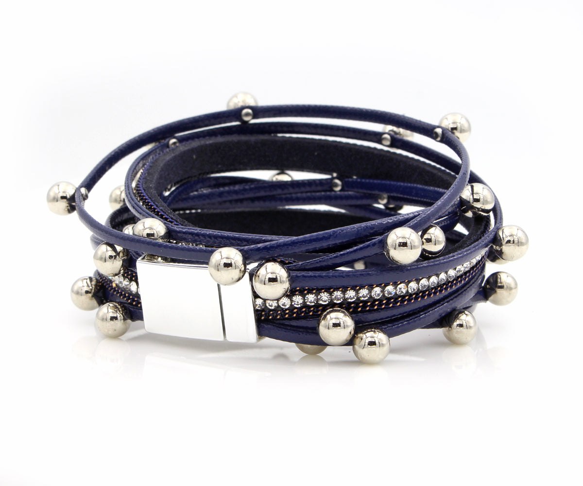 Pulsera de cuero de doble vuelta con cuentas de color azul marino