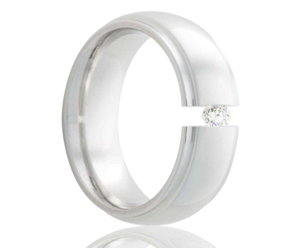 Anillo de diamante con borde escalonado y engaste de tensión abovedado de cobalto