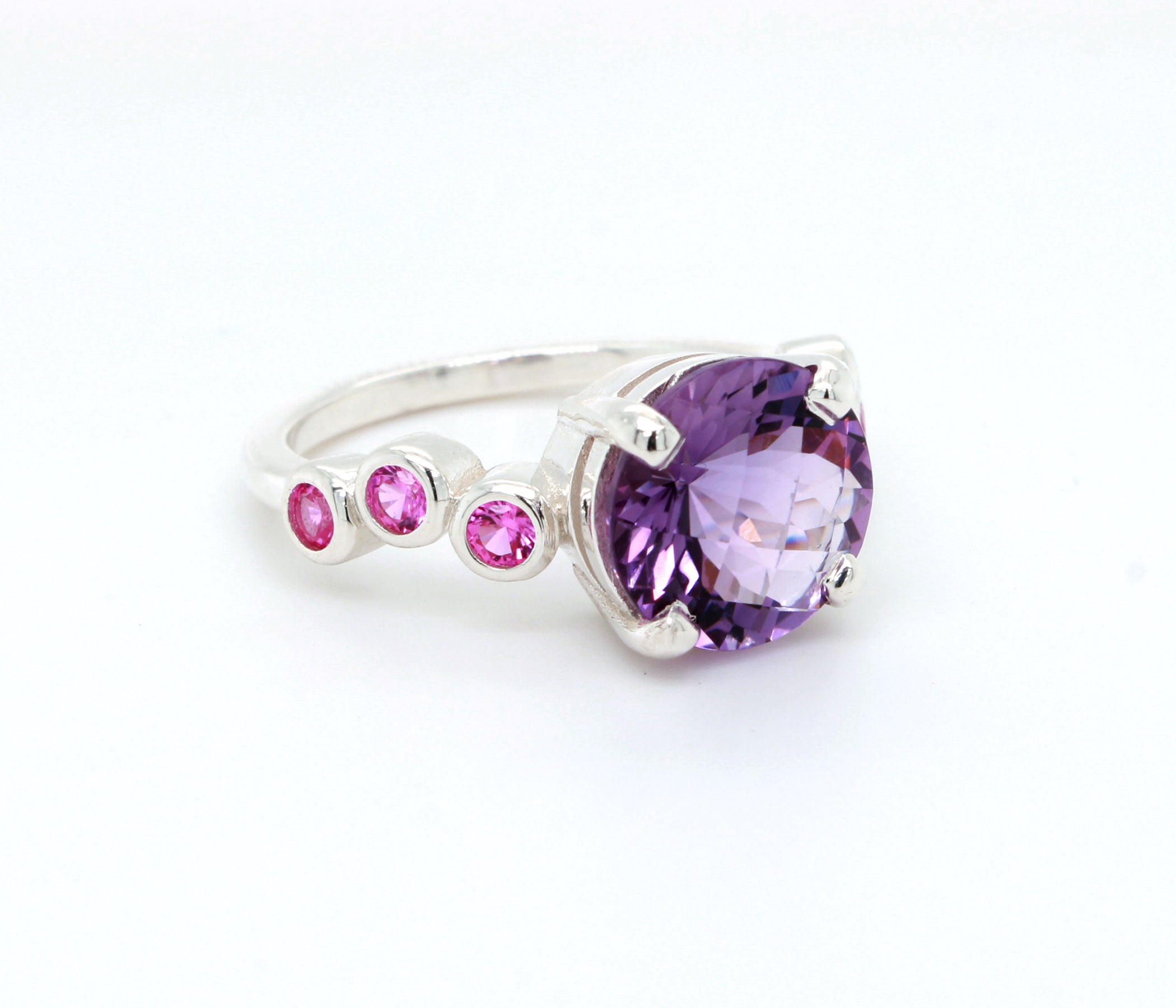 Colorful Amethyst Staggered Pink Sapphire Ring
