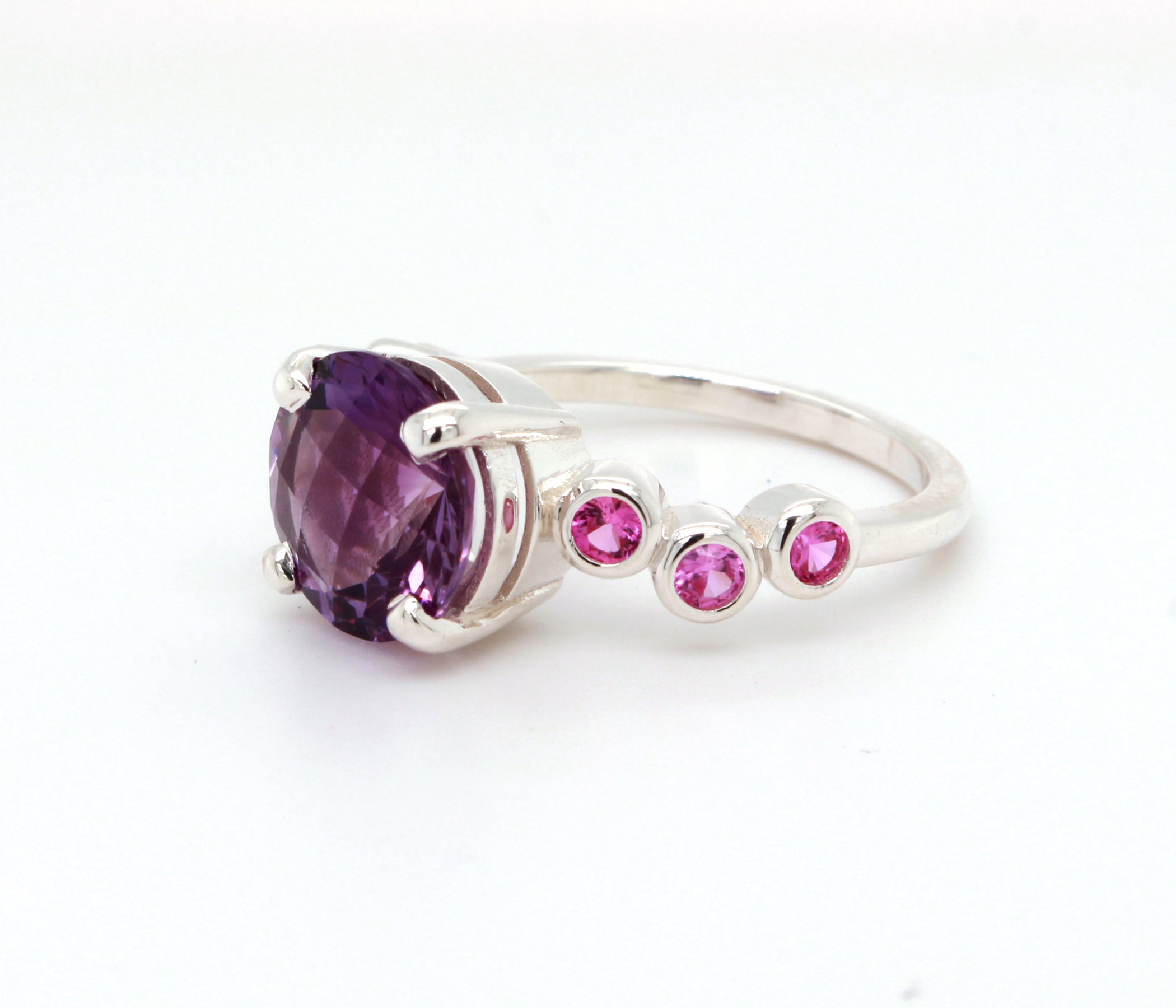Colorful Amethyst Staggered Pink Sapphire Ring