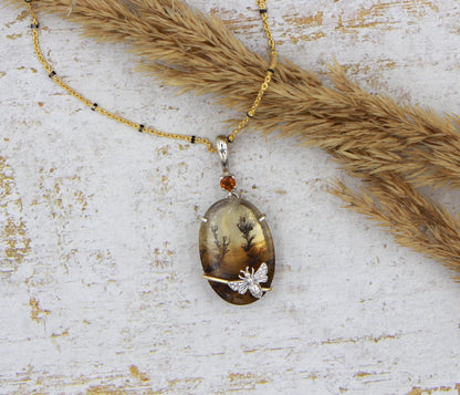 Dendritic Quartz Floral Oval Bee Gold Necklace