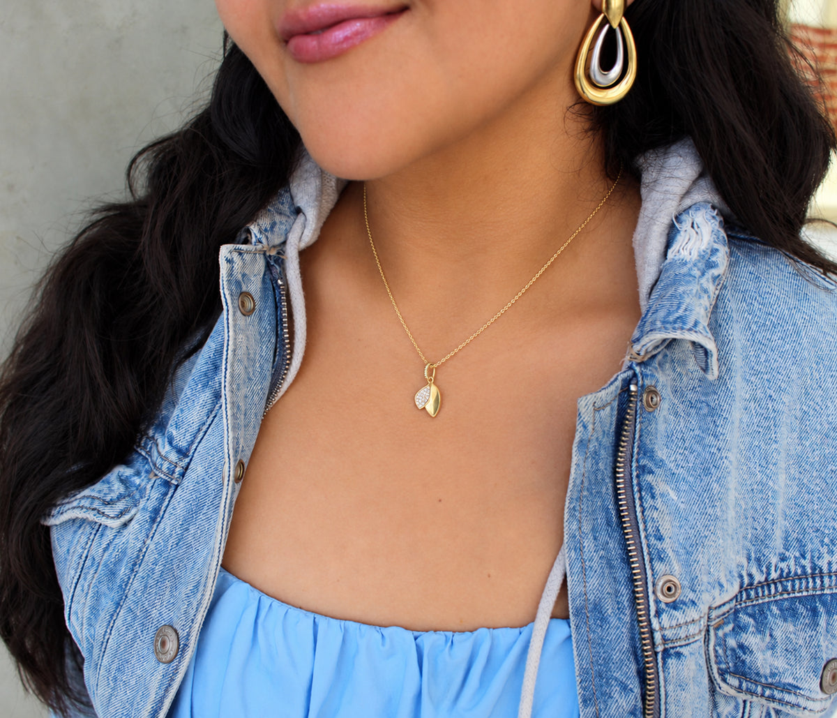 Turn a New Leaf Gold Necklace