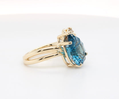 Offset Curved London Blue Topaz Diamond Gold Ring
