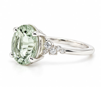 Anillo Art Déco dorado con halo de ágata musgosa y hexágono