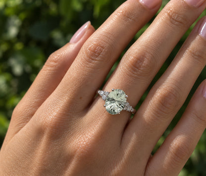 Starburst Green Amethyst Staggered Diamond Ring