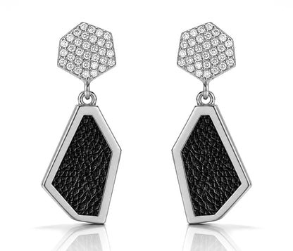 Pendientes de cuero con incrustaciones de hexágono doble