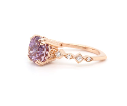 Anillo de oro rosa con diamantes y amatista rosa Starburst