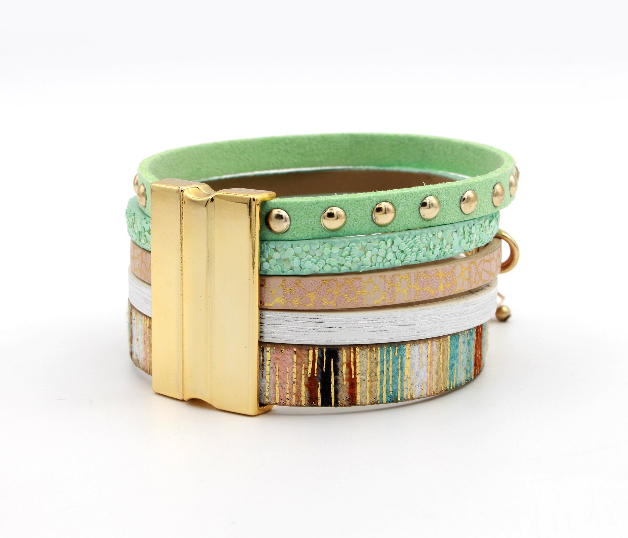 Elegante pulsera de cuero dorado y gris con estampado animal