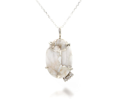 Oval Gold Inlay Quartz Diamond White Gold Necklace