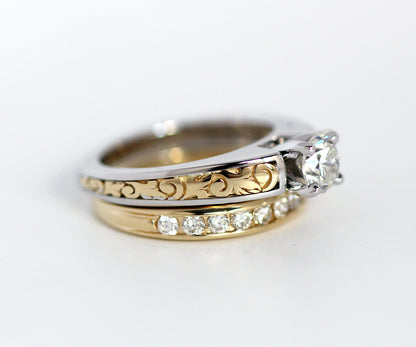 Anillo de bodas vintage grabado en dos tonos