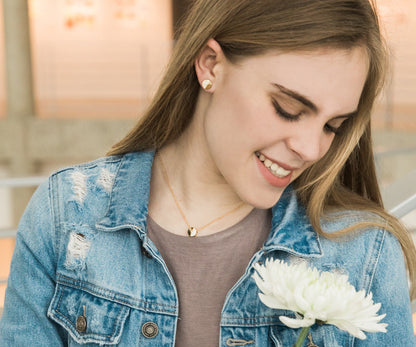 Small Round Pavé Crystal Gold Necklace