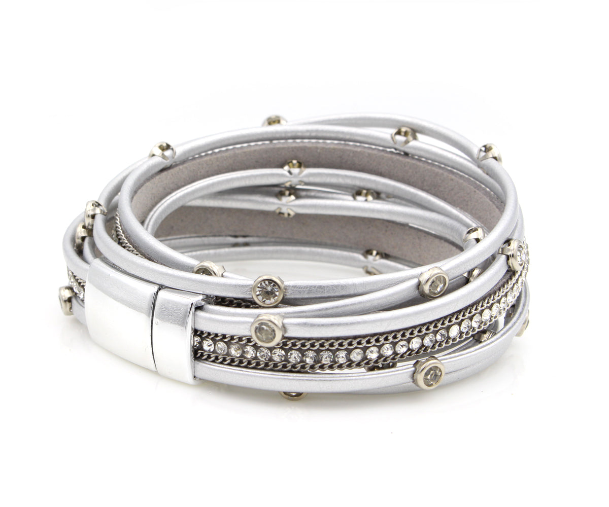 Pulsera de doble vuelta con bisel plateado y diamantes de imitación